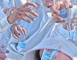 ФАС включилась в спор банков и маркетплейсов